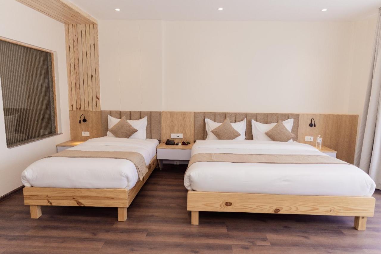 Hotel Chautari Pvt Ltd Nagarkot Esterno foto