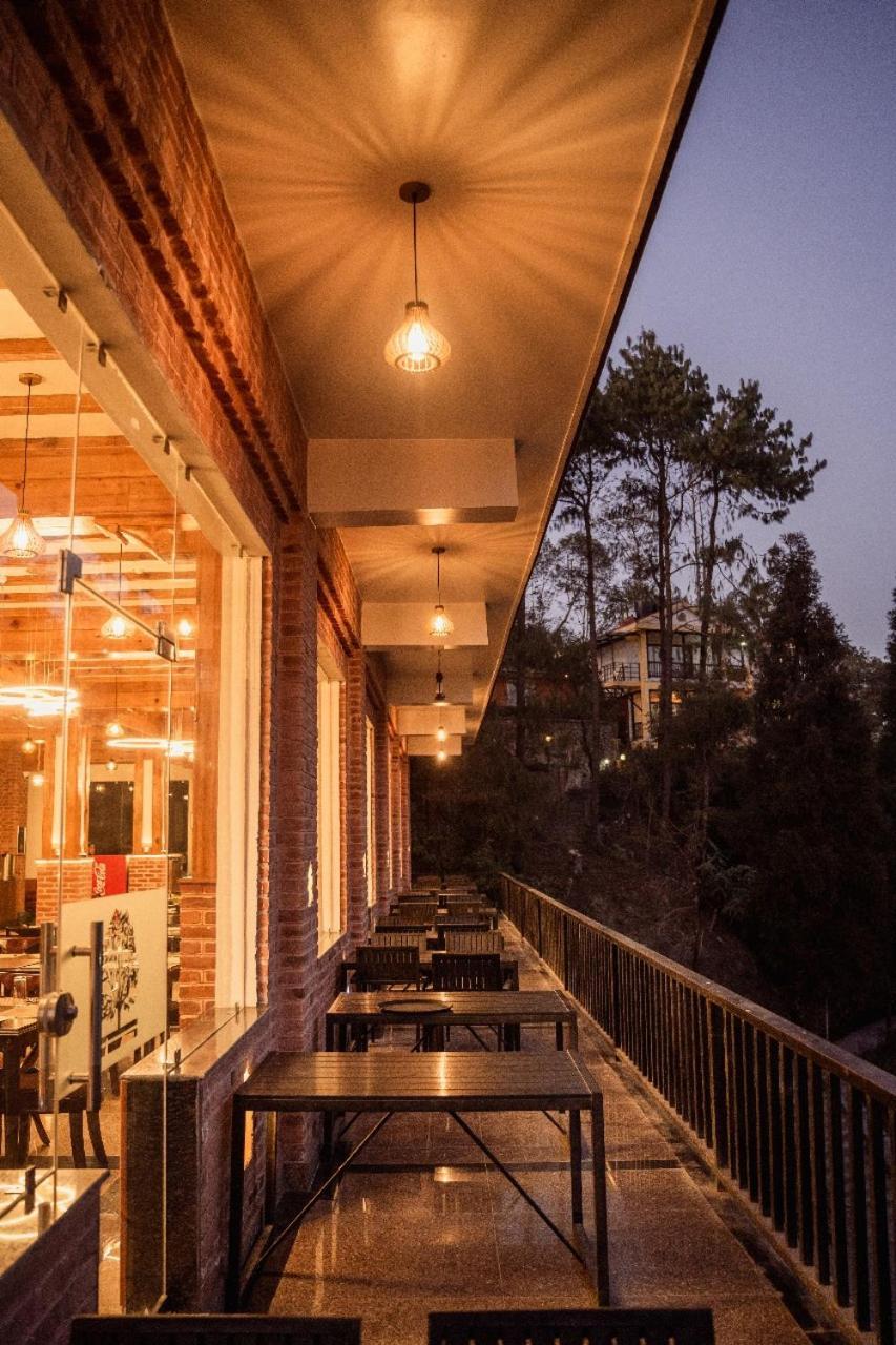 Hotel Chautari Pvt Ltd Nagarkot Esterno foto