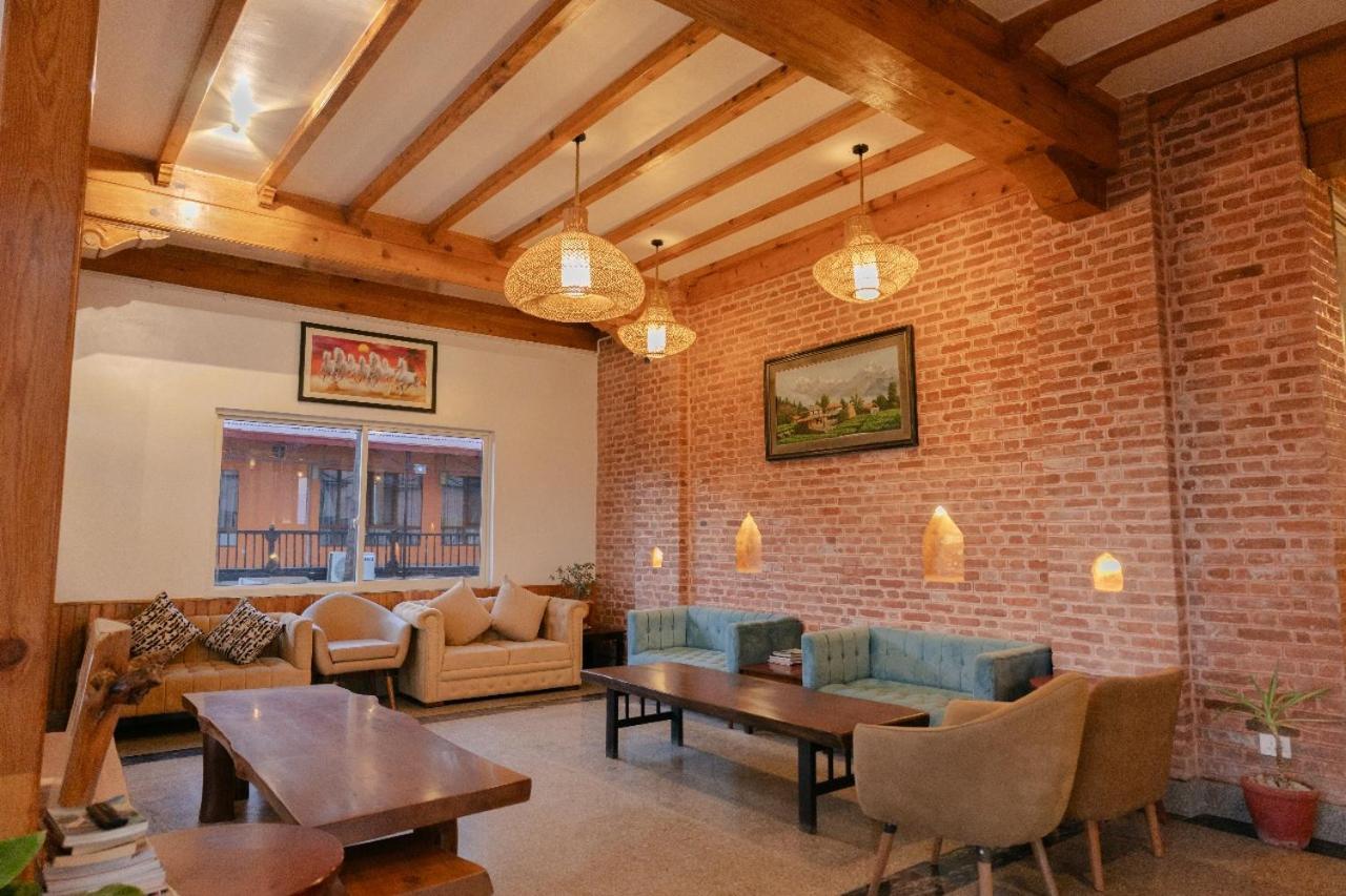 Hotel Chautari Pvt Ltd Nagarkot Esterno foto